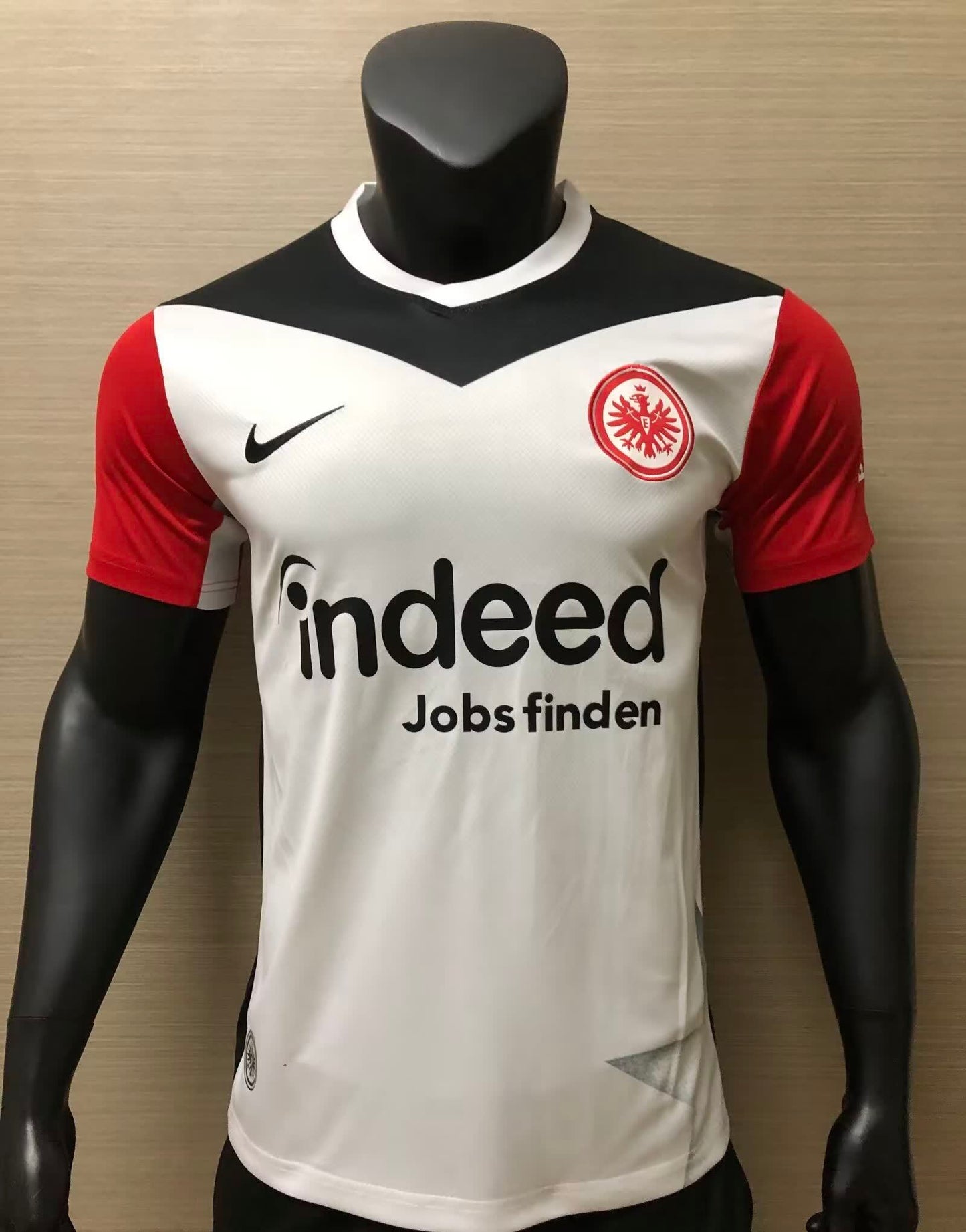 24/25 Frankfurt home S-4XL