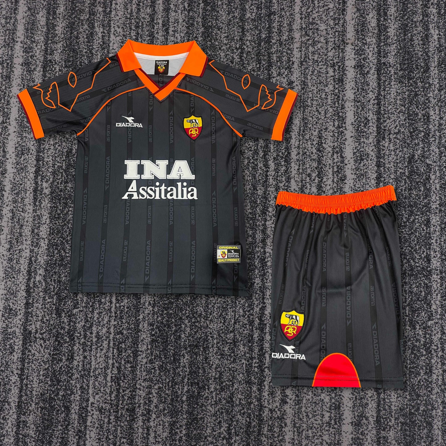 Retro Kids 1999/00 Roma away Size: 16-28