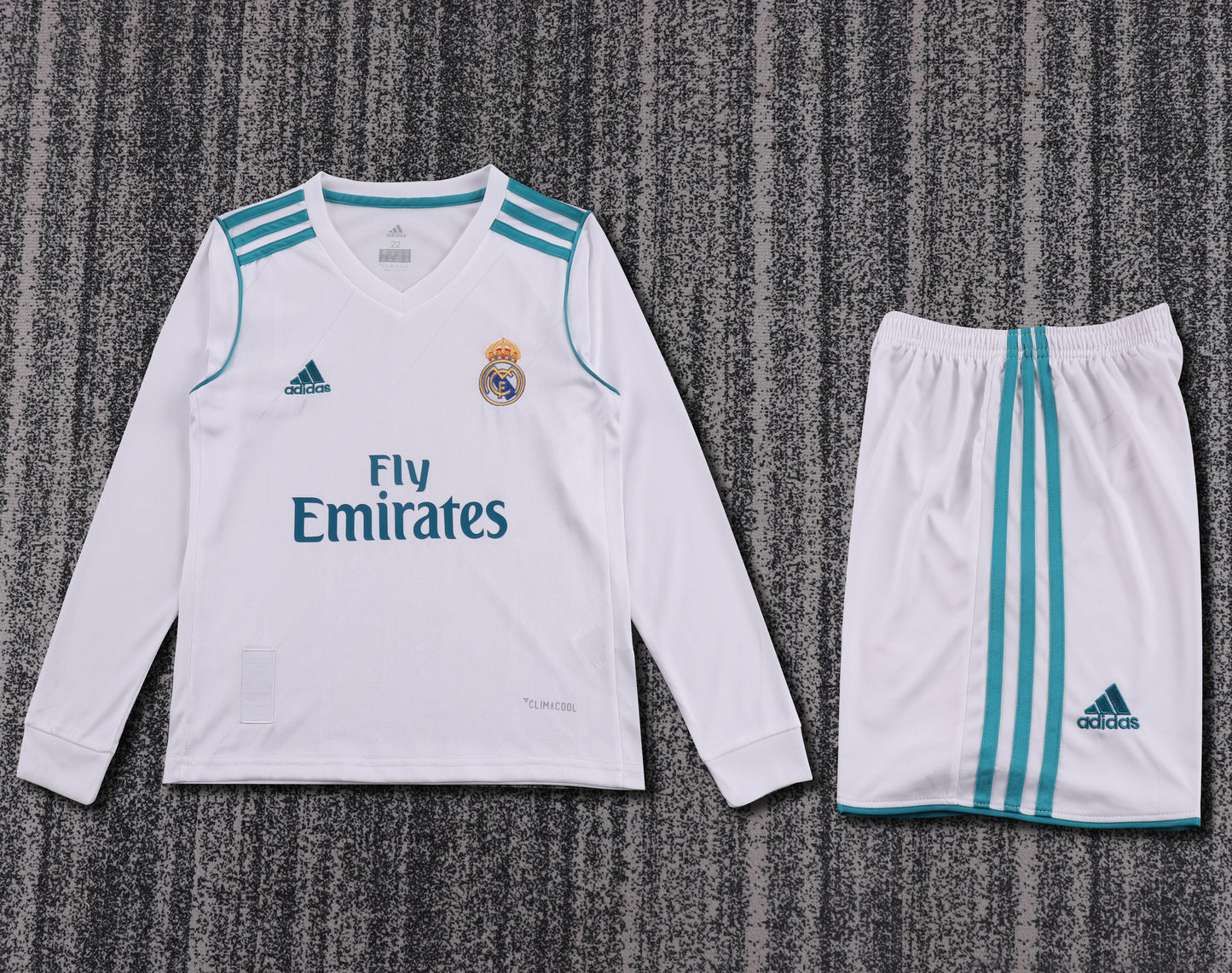 Retro Kids 2017/18 Real Madrid home long sleeved&Size16~28