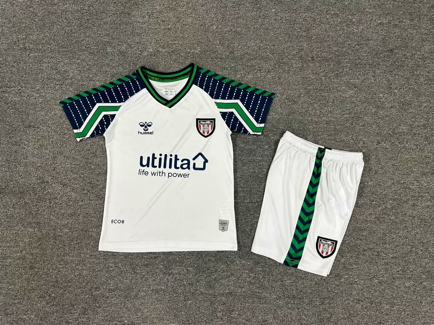 24/25 Kids Sunderland away Size: 16-28