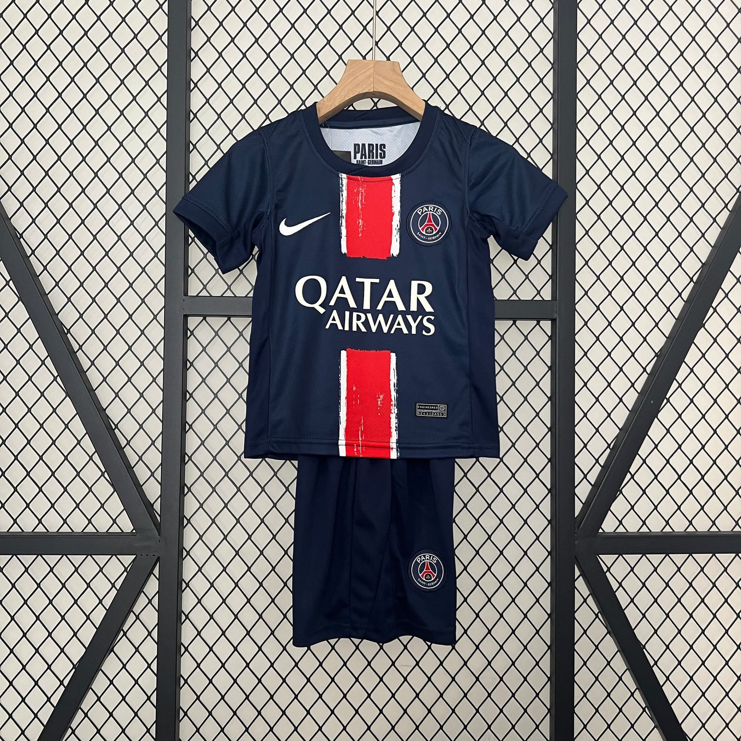 24/25 Kids PSG Home Size: 16-28