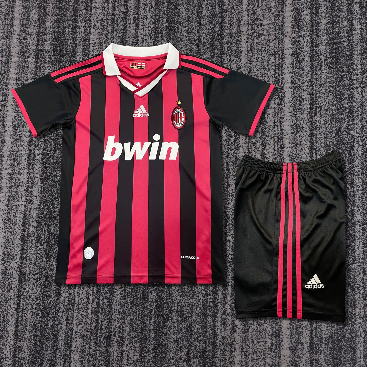 Retro Kids 2009/10 AC Milan home size 16-28