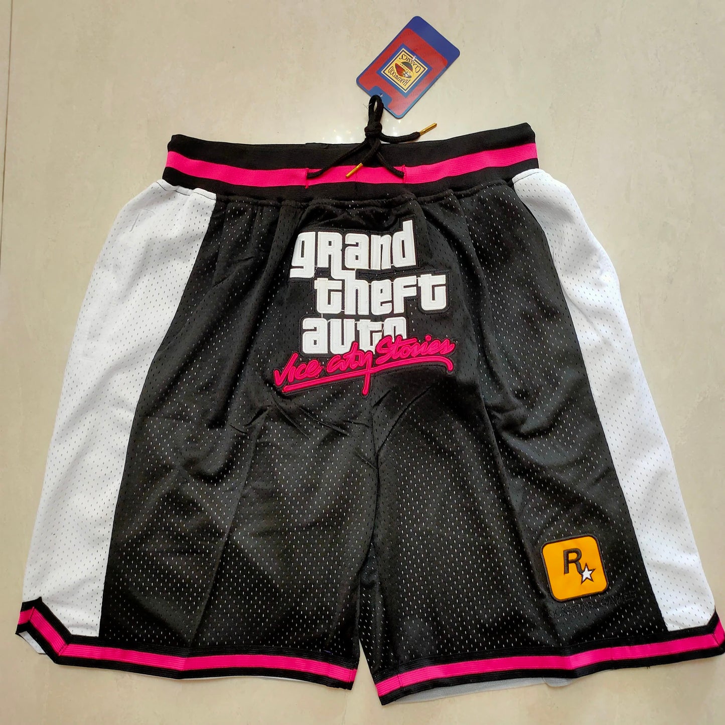 Robot black pocket shorts
