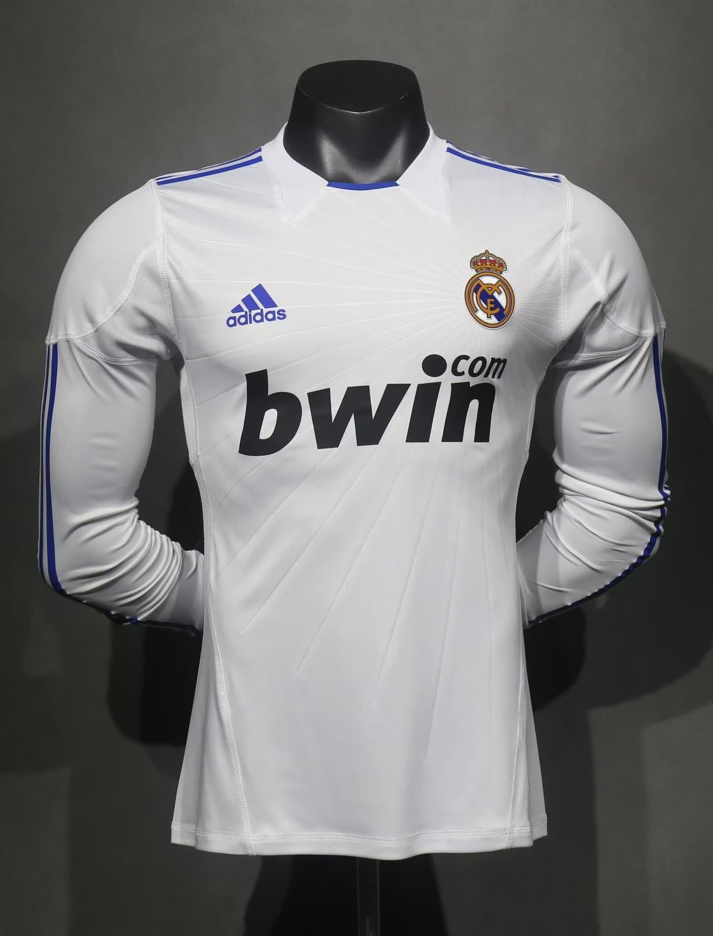 Retro 2010/11 Real Madrid Home Long Sleeve Player Edition S-3XL