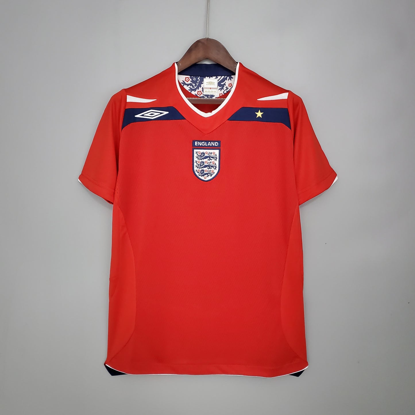 Retro England 08/10 away S-XXL