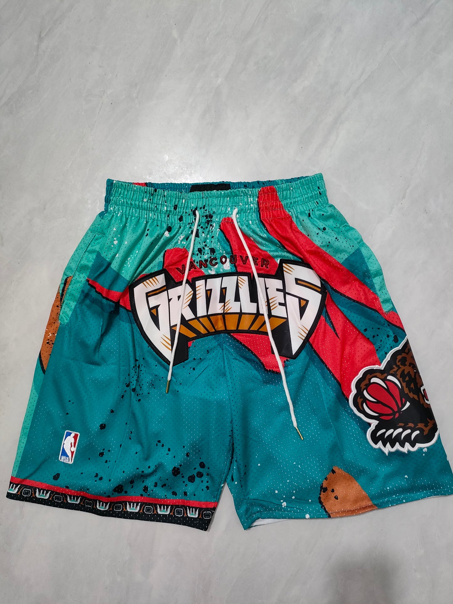 NBA Grizzlies Green Swinging Pocket Shorts