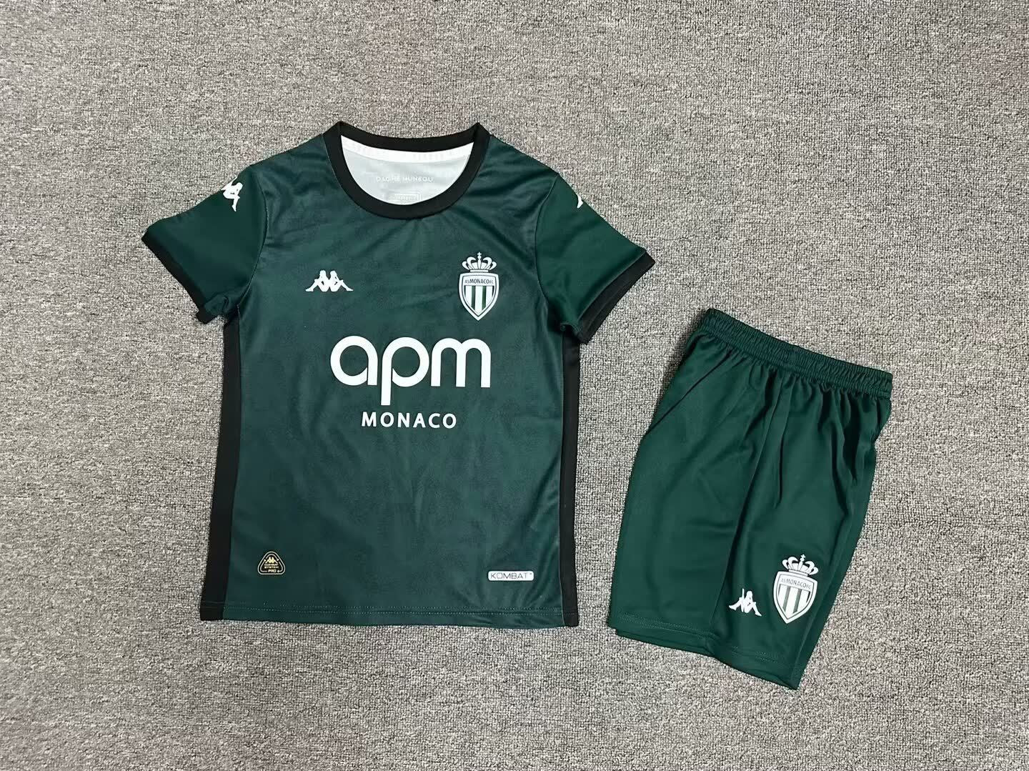 24/25 Kids Monaco away Size: 16-28