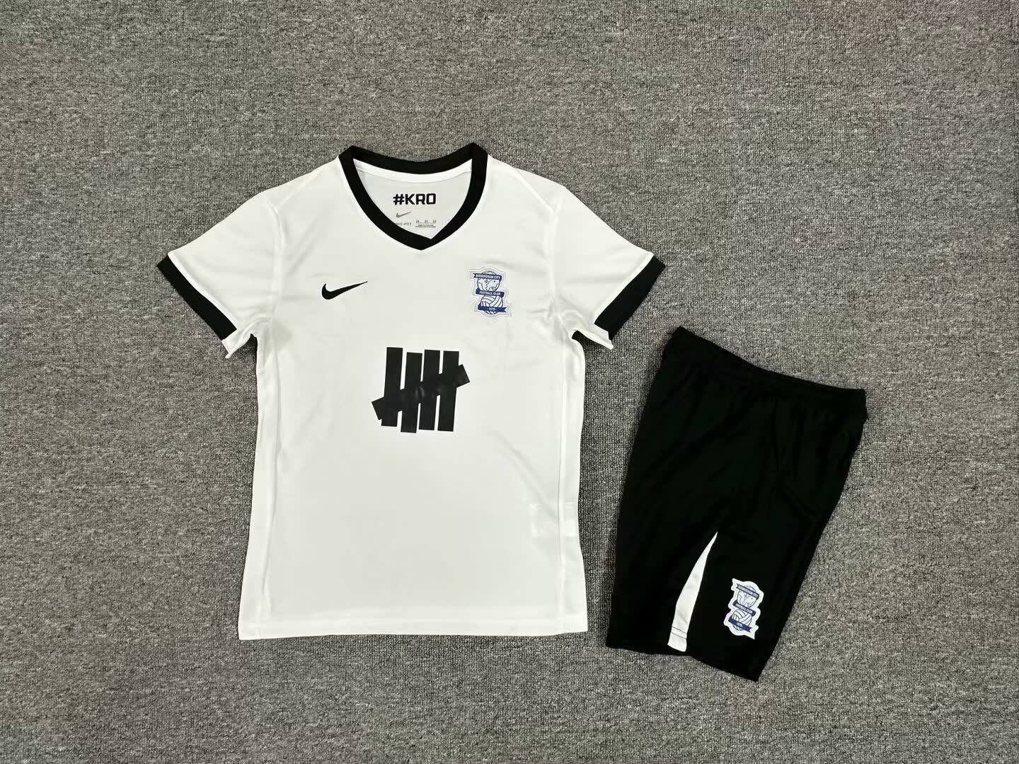 24/25 Kids Birmingham away Size: 16-28