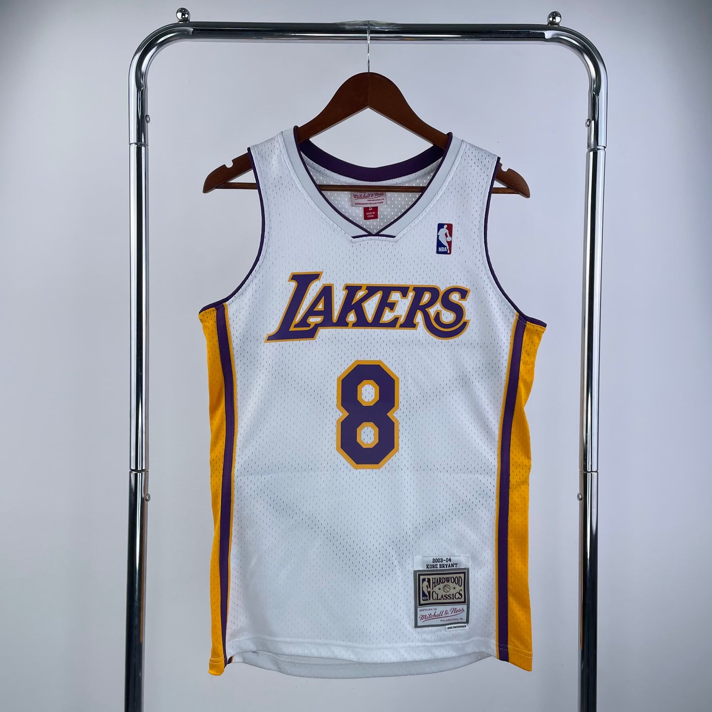 MN Heat Pressed Vintage Jersey: SW Lakers' 03/04 V-neck White 8 # Kobe