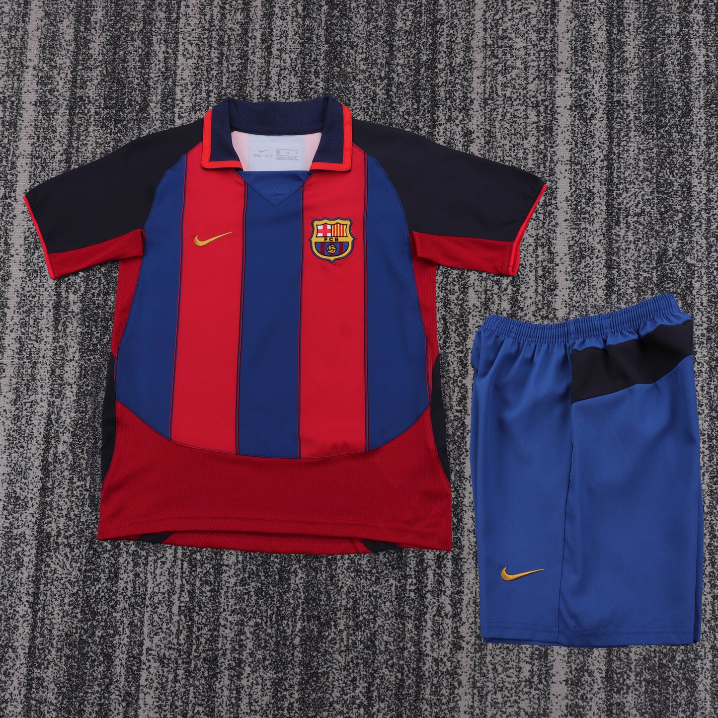 Retro Kids 2003/04 Barcelona home football shirt&Size16-28