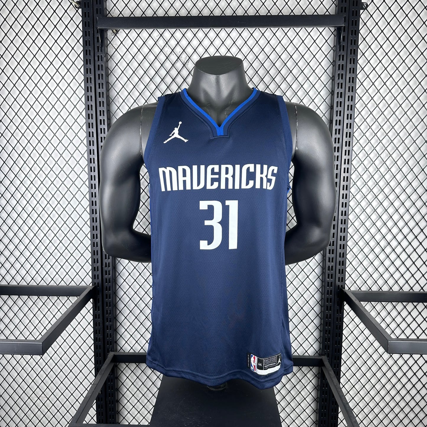 Season 21 Mavericks Flyers Limited Edition 11 # Thompson