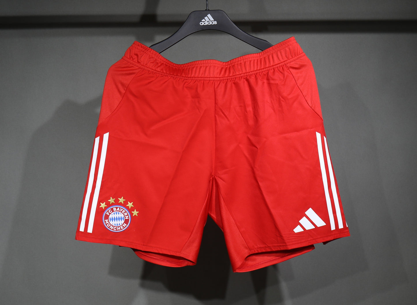 25/26 Bayern Munich home player shorts S-3XL
