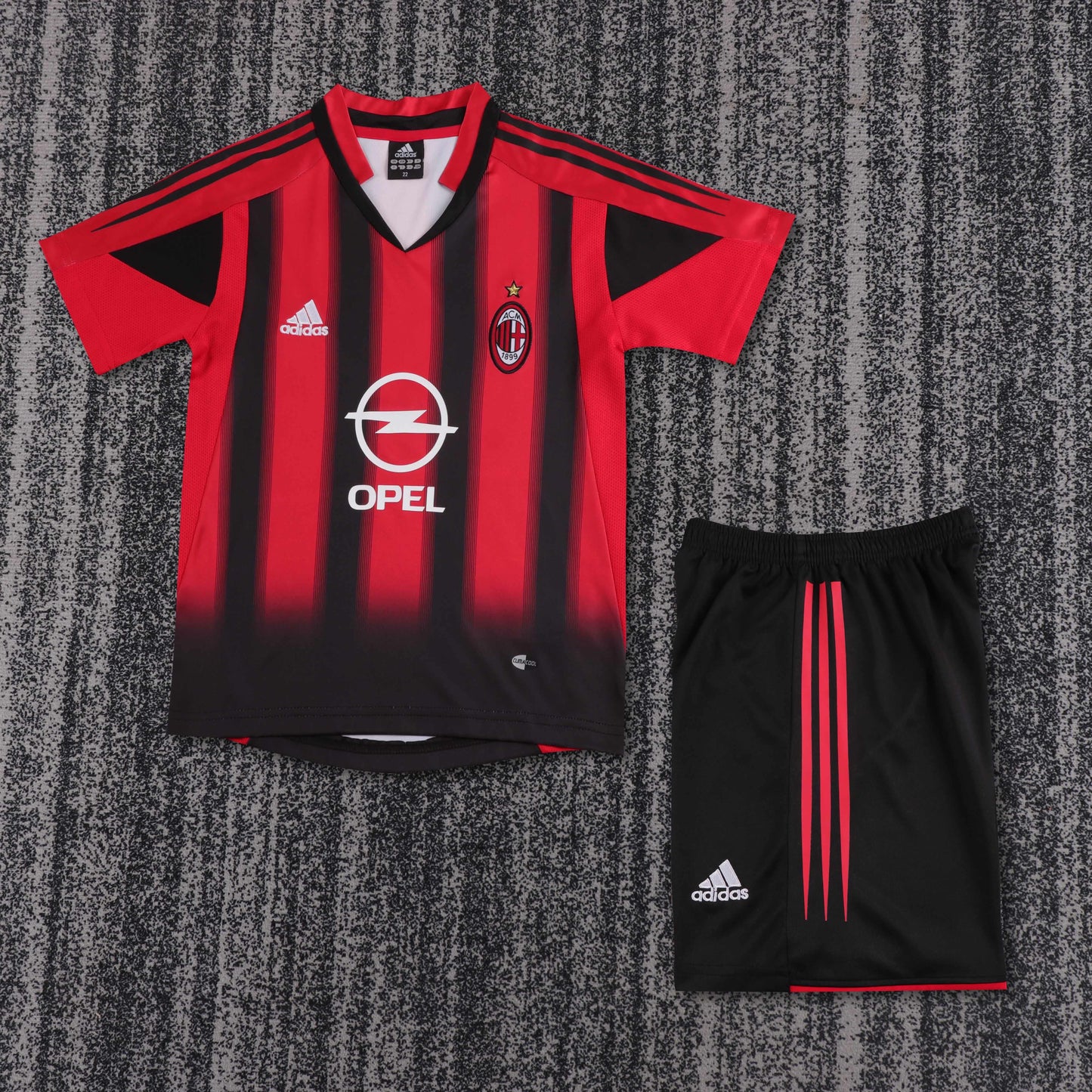 Retro Kids 2004/05 AC Milan home size: 16-28