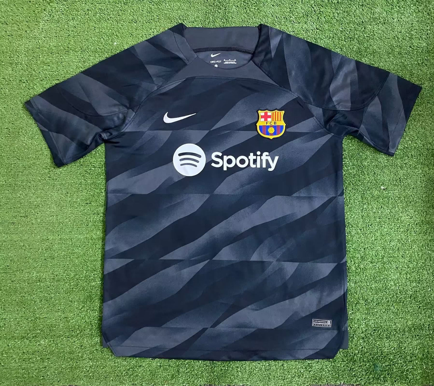 23/24 Barcelona goalkeeper