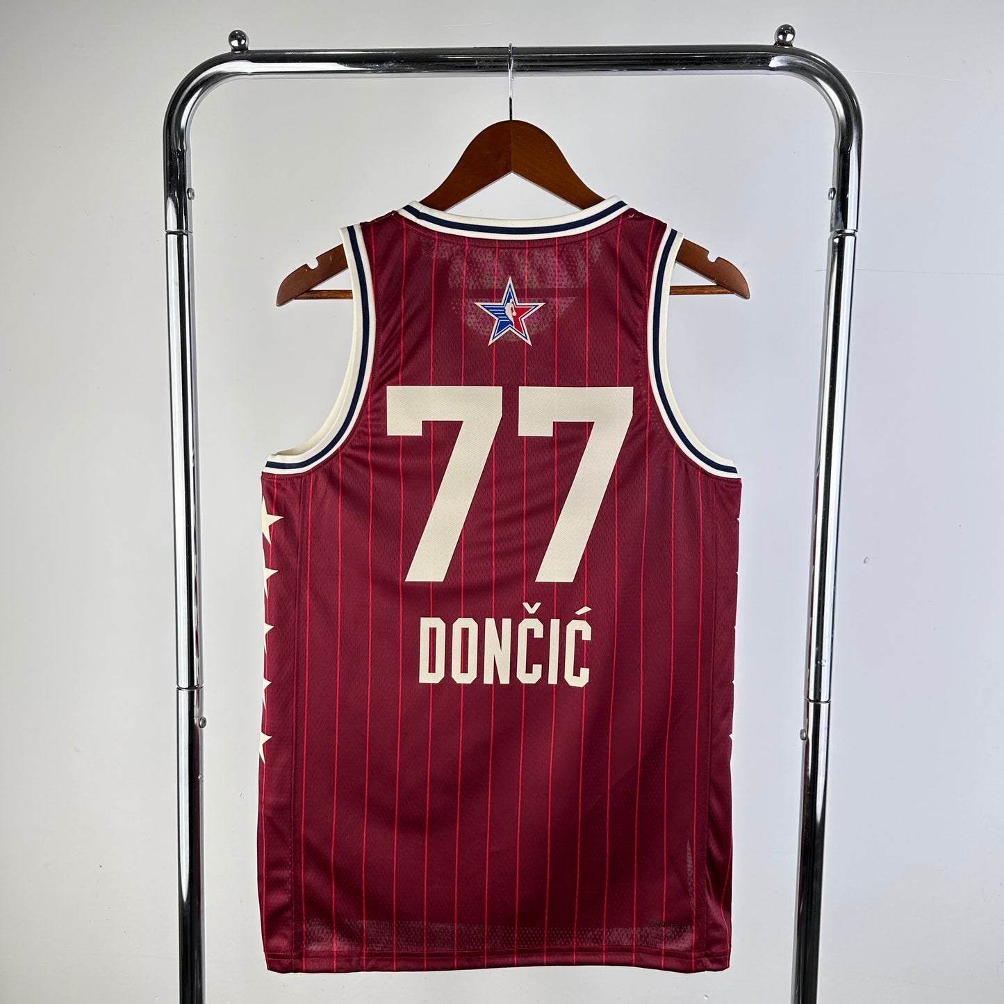 24 Season All Star Red 77 # Donic