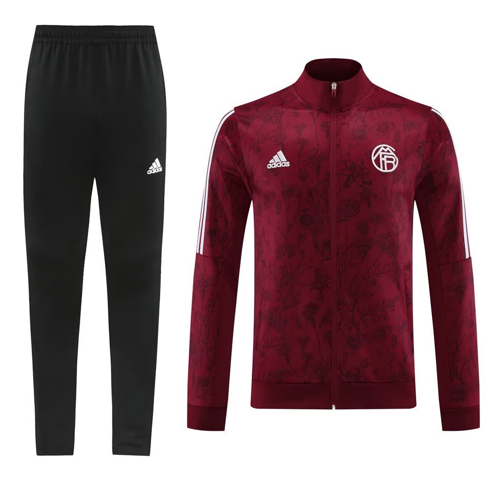 23 Bayern 08 Date Red Set