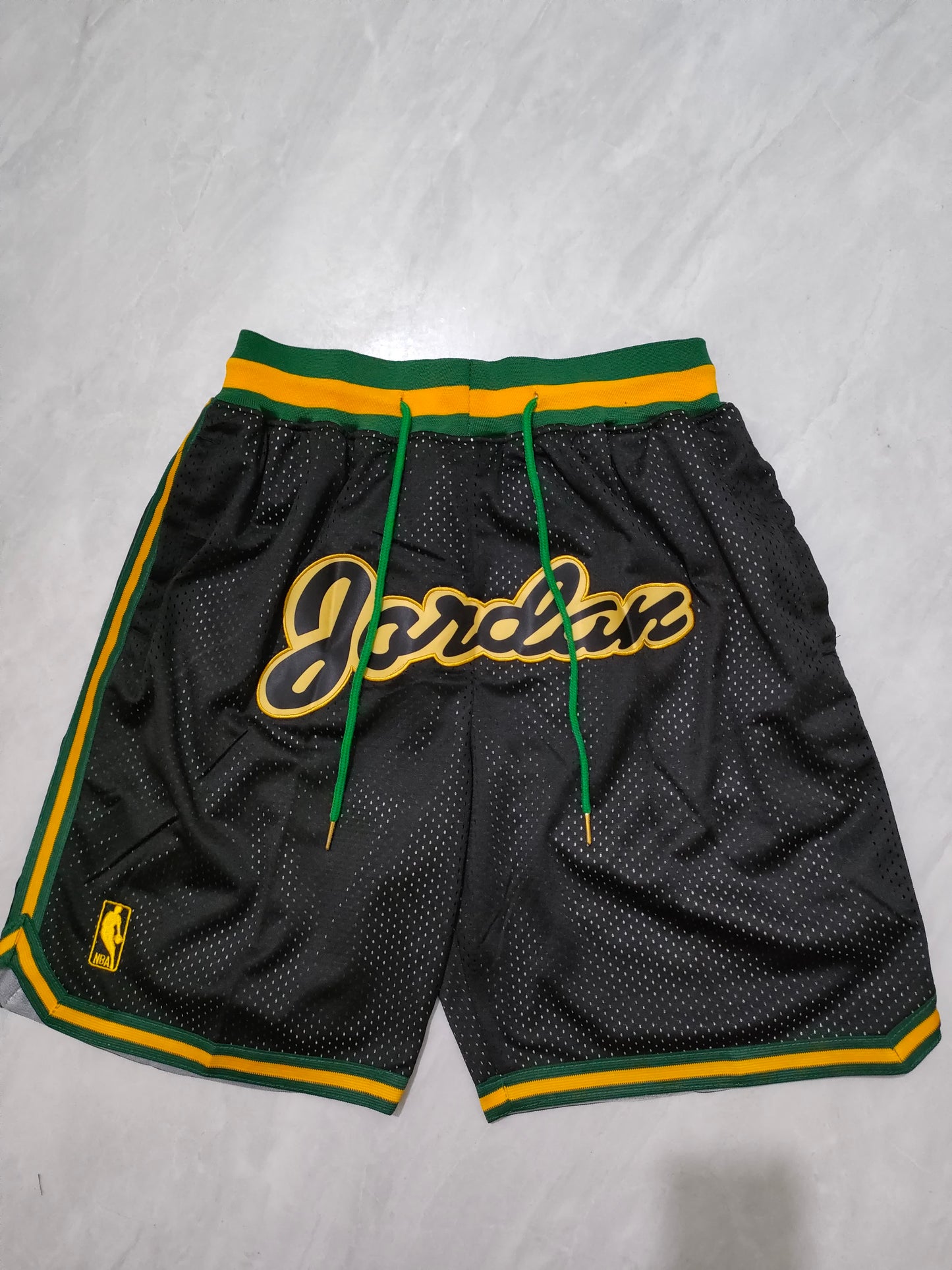 Lakers Black City Pocket Shorts