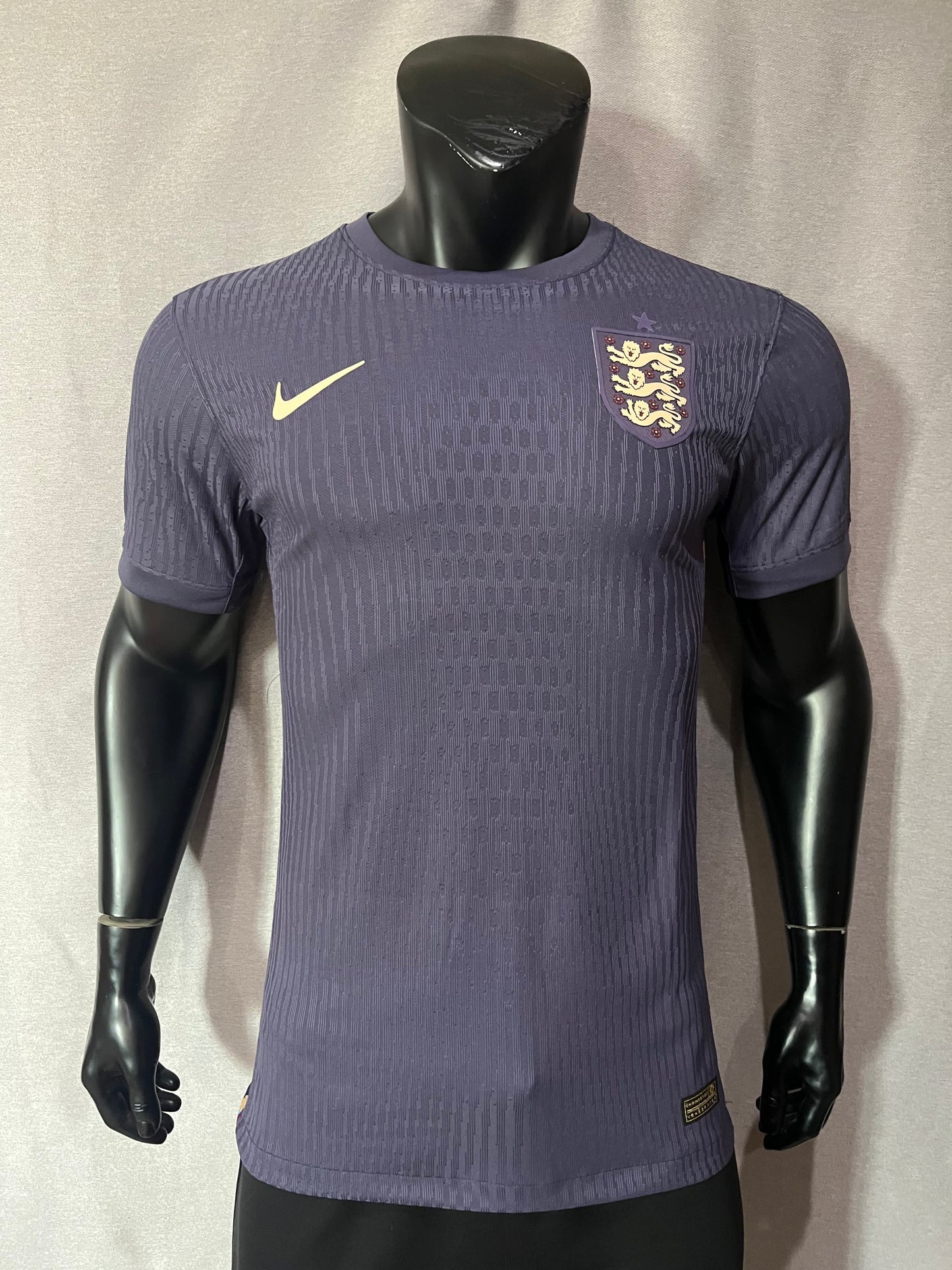 24/25 England away player version