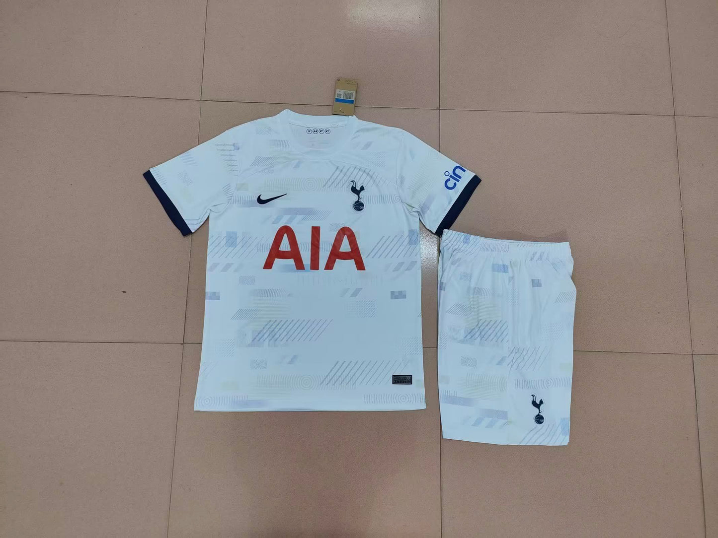23/24 Tottenham Hotspur Home Kit