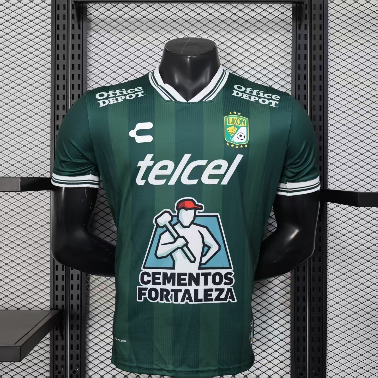 25/26 León Home Player Edition S-XXL