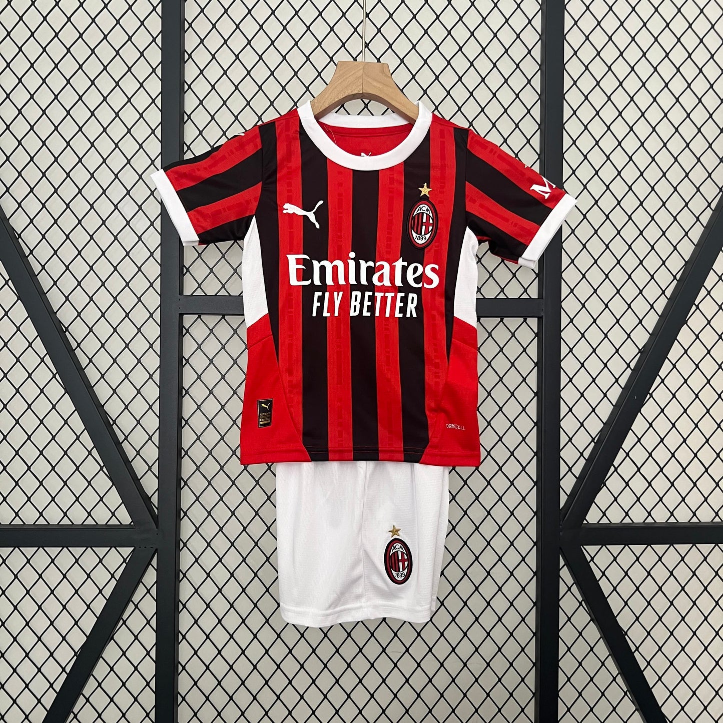 24/25 Kids AC Home Size: 16-28