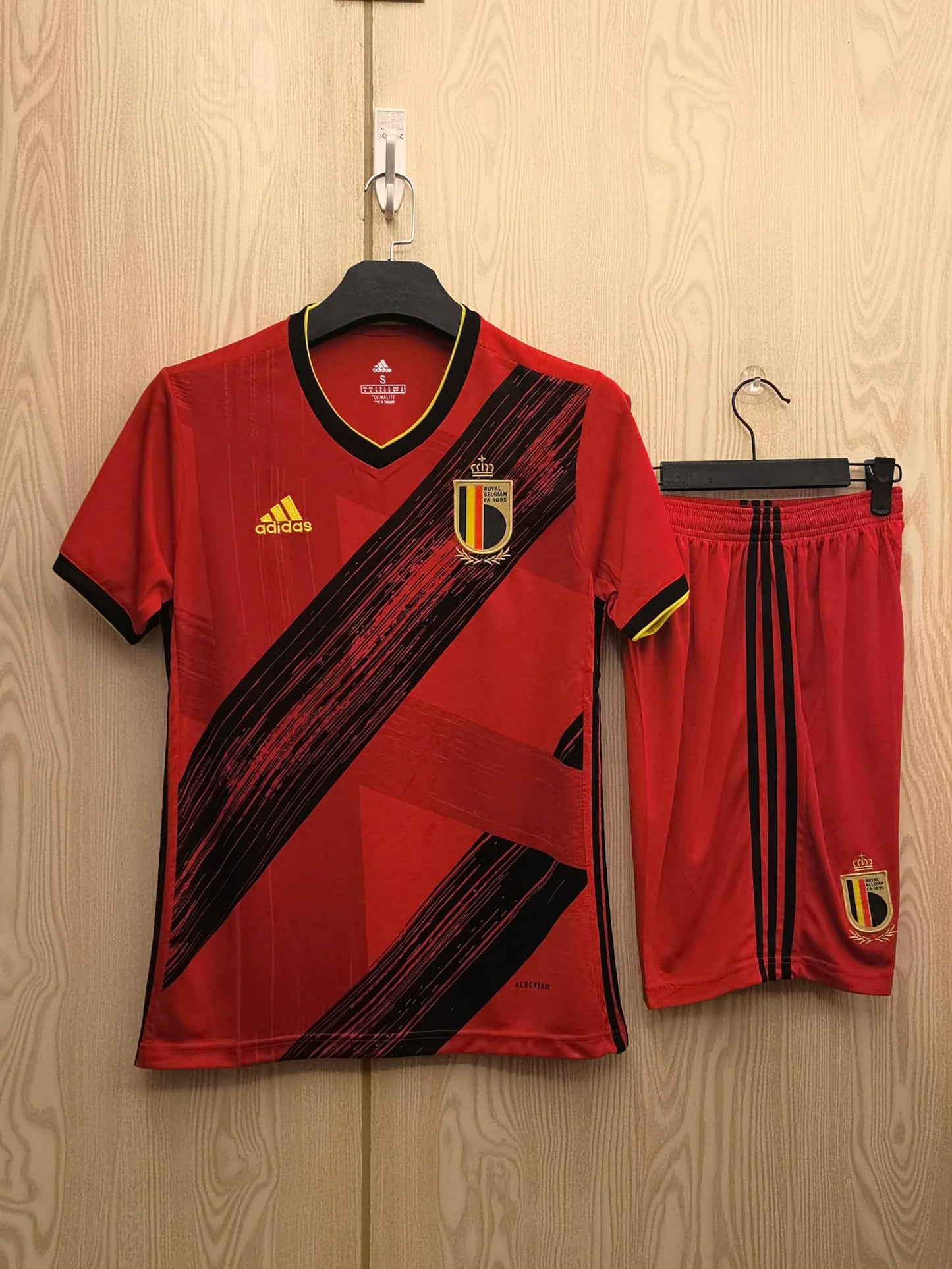 2020 Belgium Home