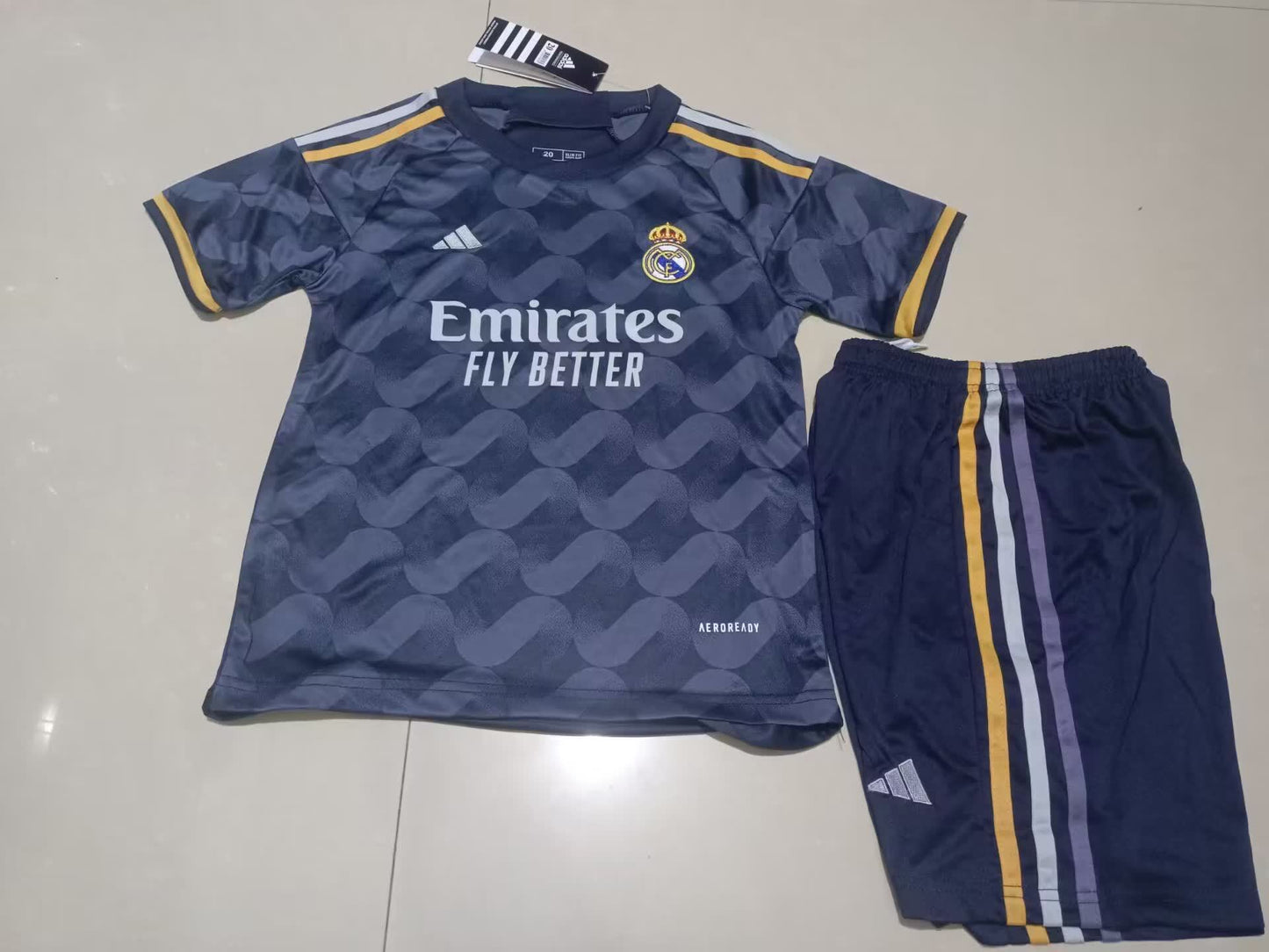 23/24 Kids # Real Madrid away