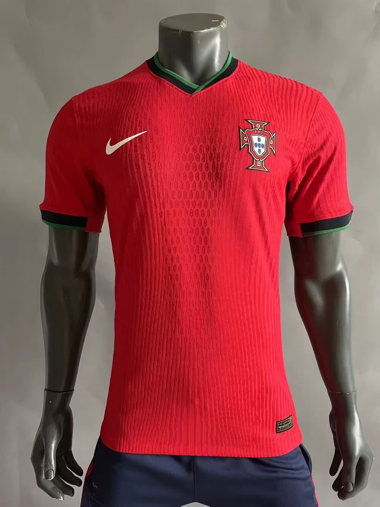 24/25 Portugal Home Player Edition