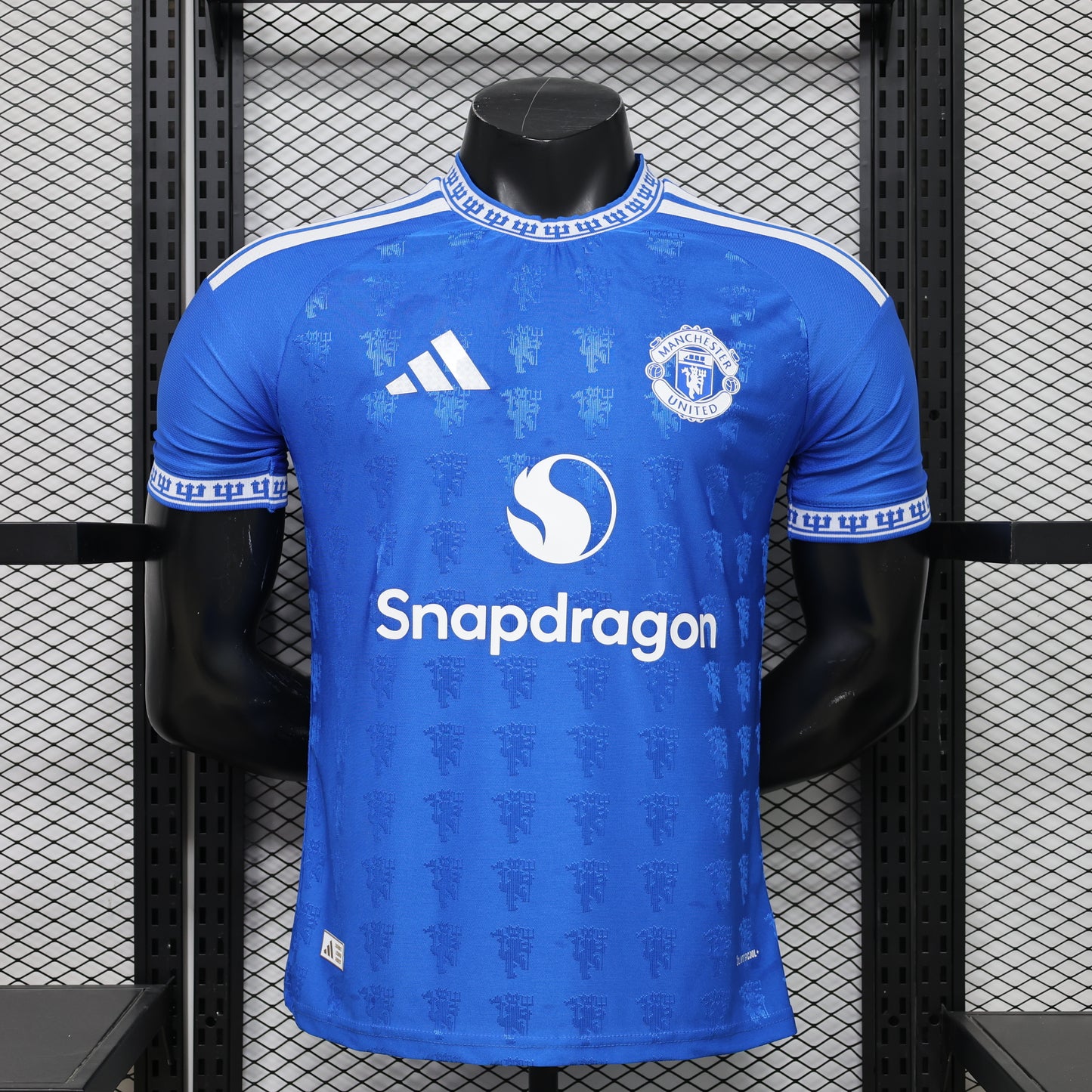 2026/27 Manchester United Retro Blue Player Version Football jersey S-XXL