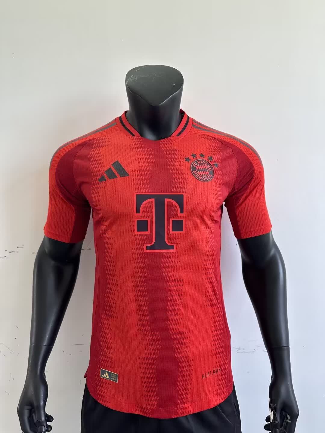 24/25 Bayern Home Player Edition