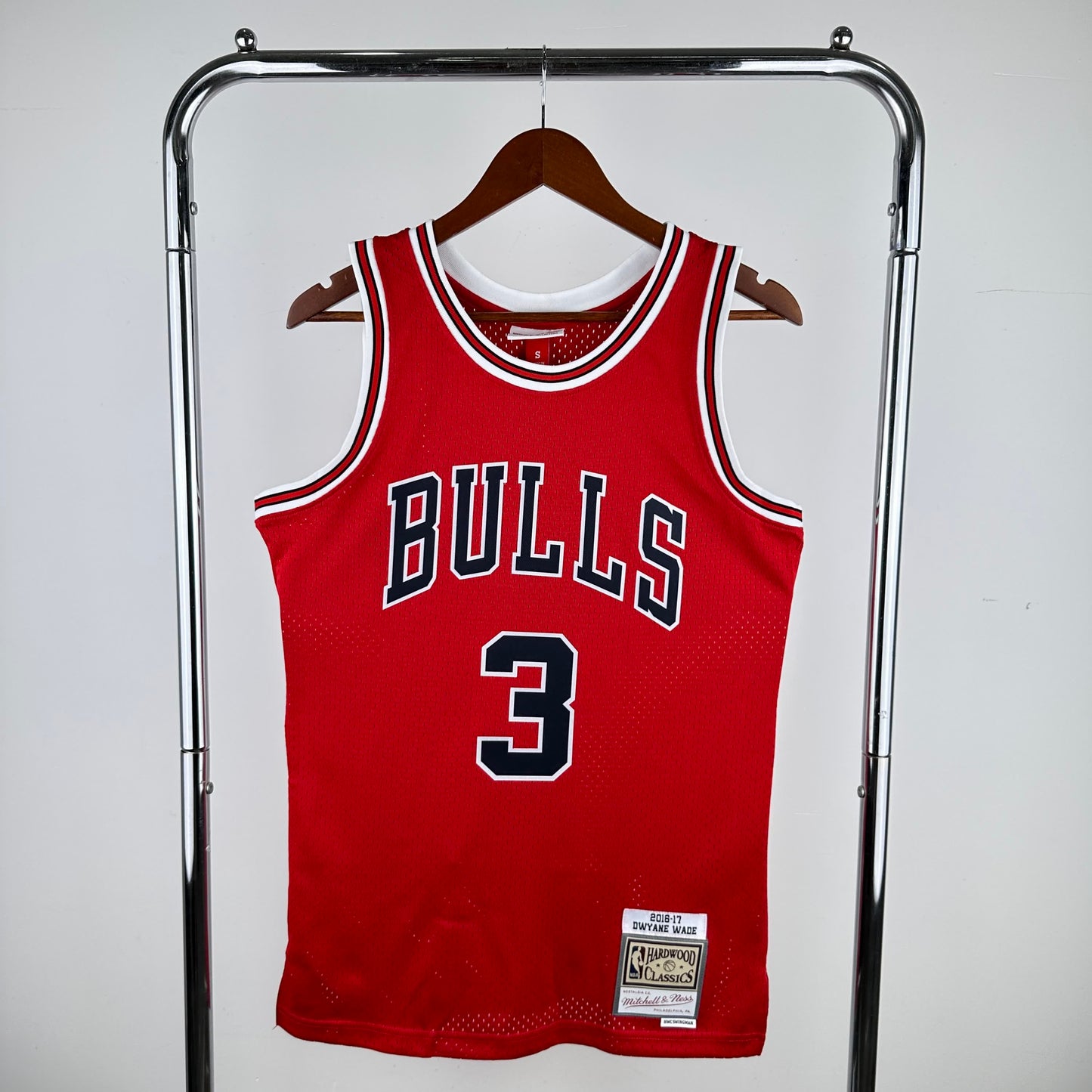 MN Hot Pressed Retro Jersey: SW Bulls Season 16/17 Red No. 3 Wade