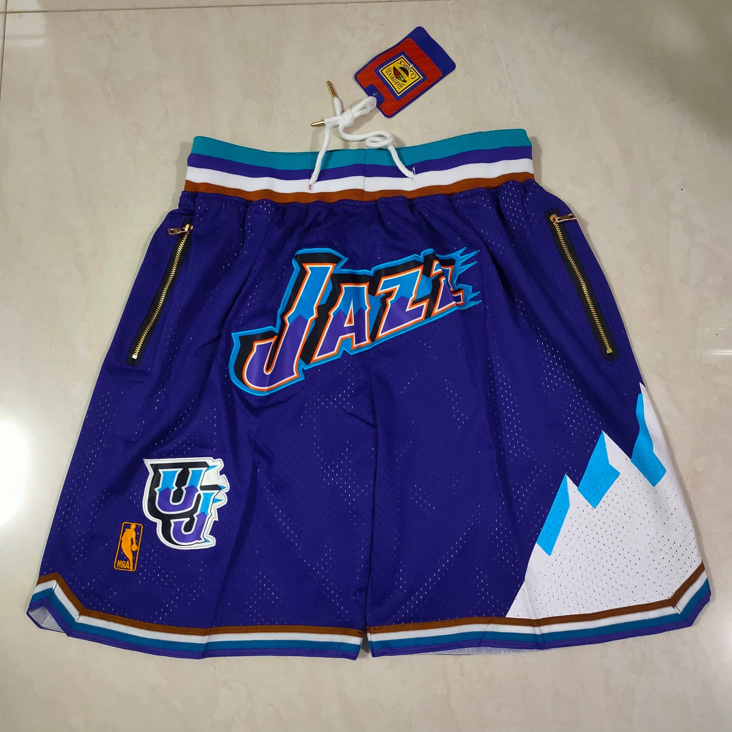 Jazz Big Snow Mountain Purple Pocket Shorts