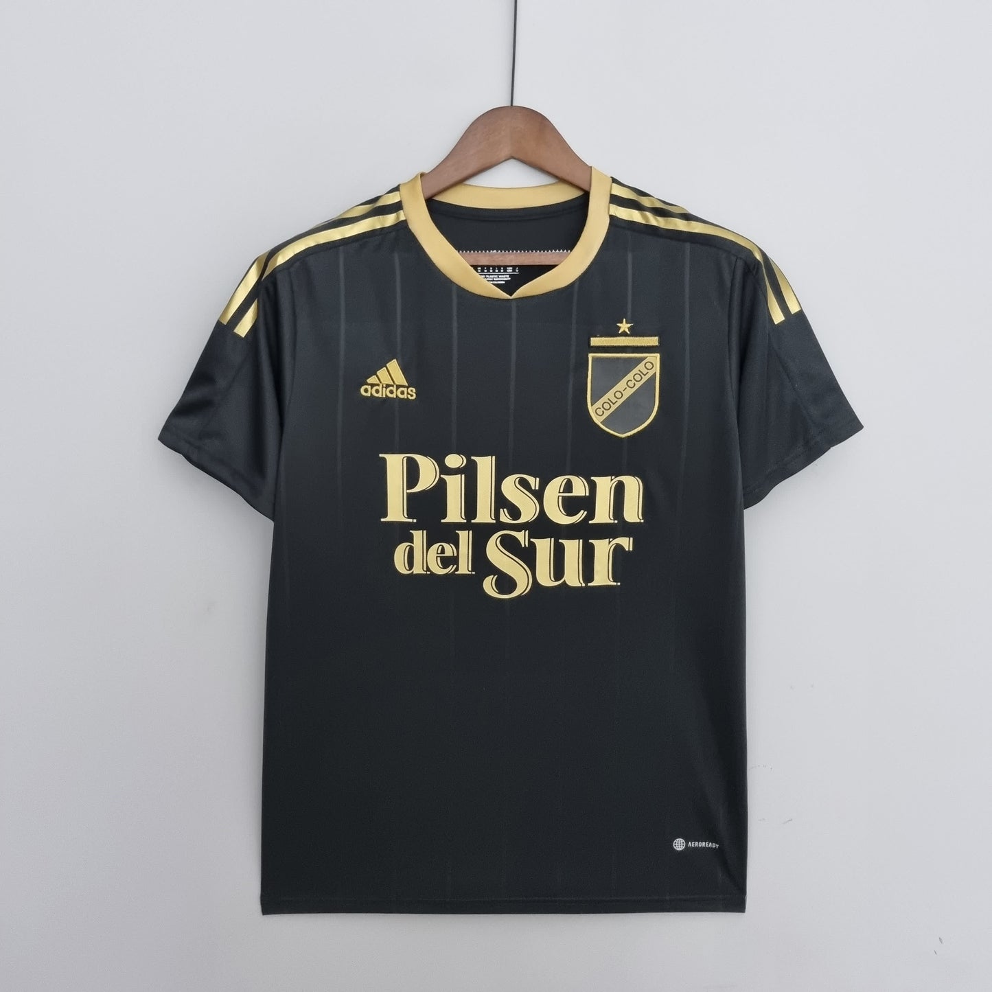 22/23 Colo Colo Commemorative Edition Black Gold S-XXL