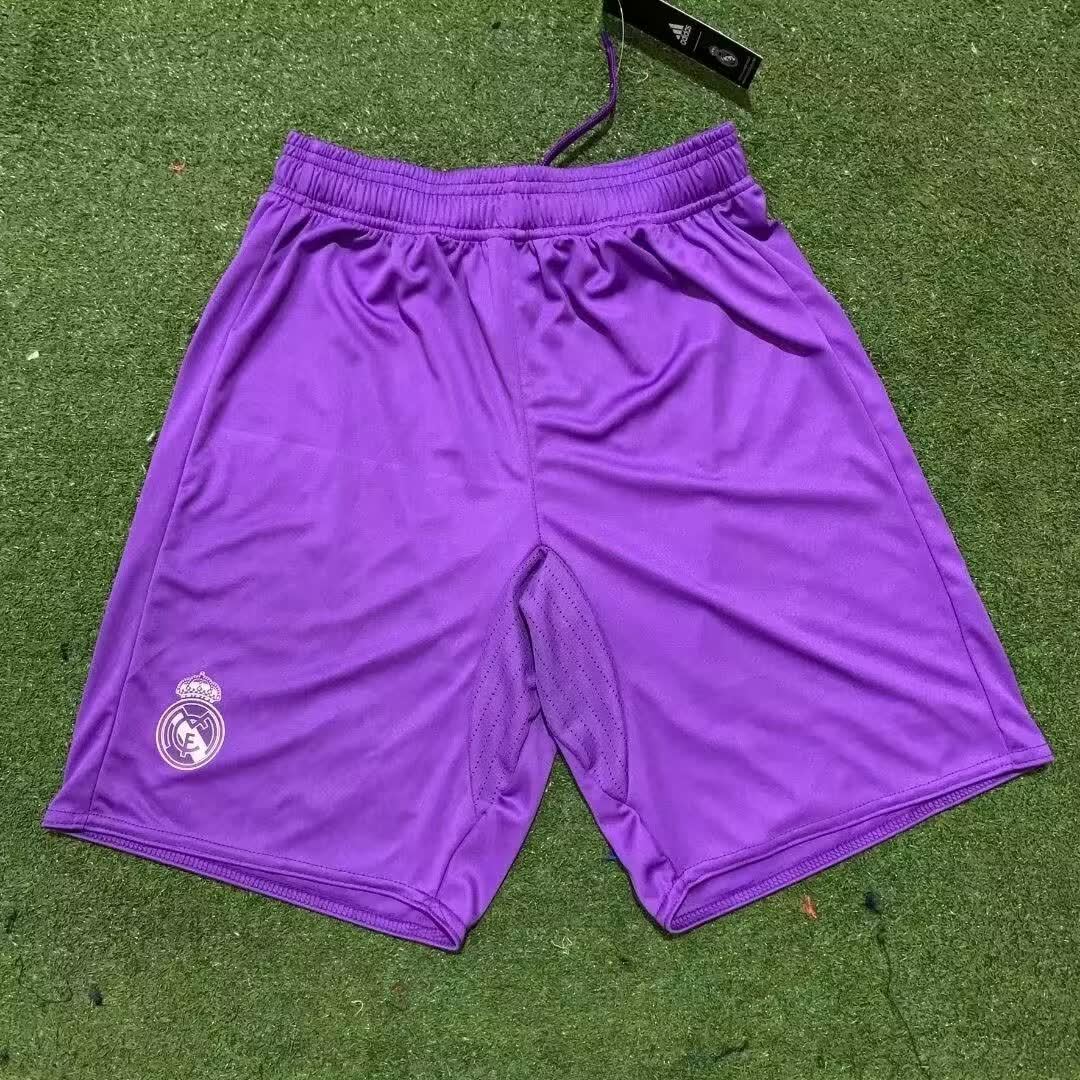 Retro shorts: 16/17 Real Madrid away game