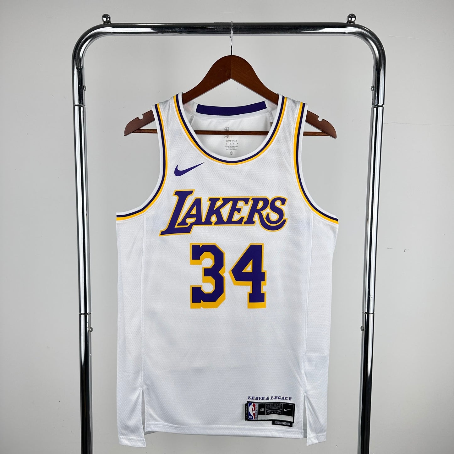 Lakers round neck white 34 # O'NEAL