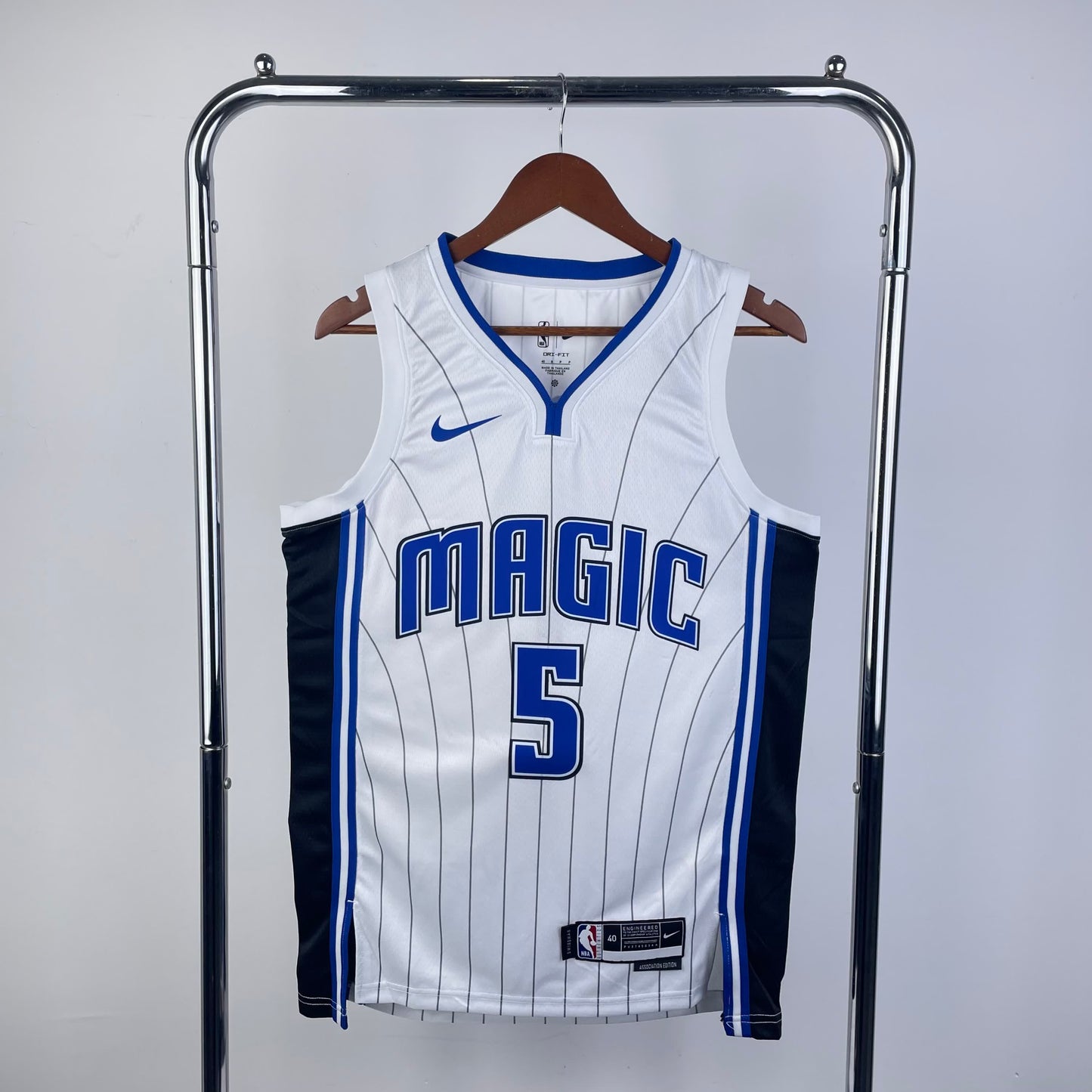 23 Season Magic Home White 5 # Banchero