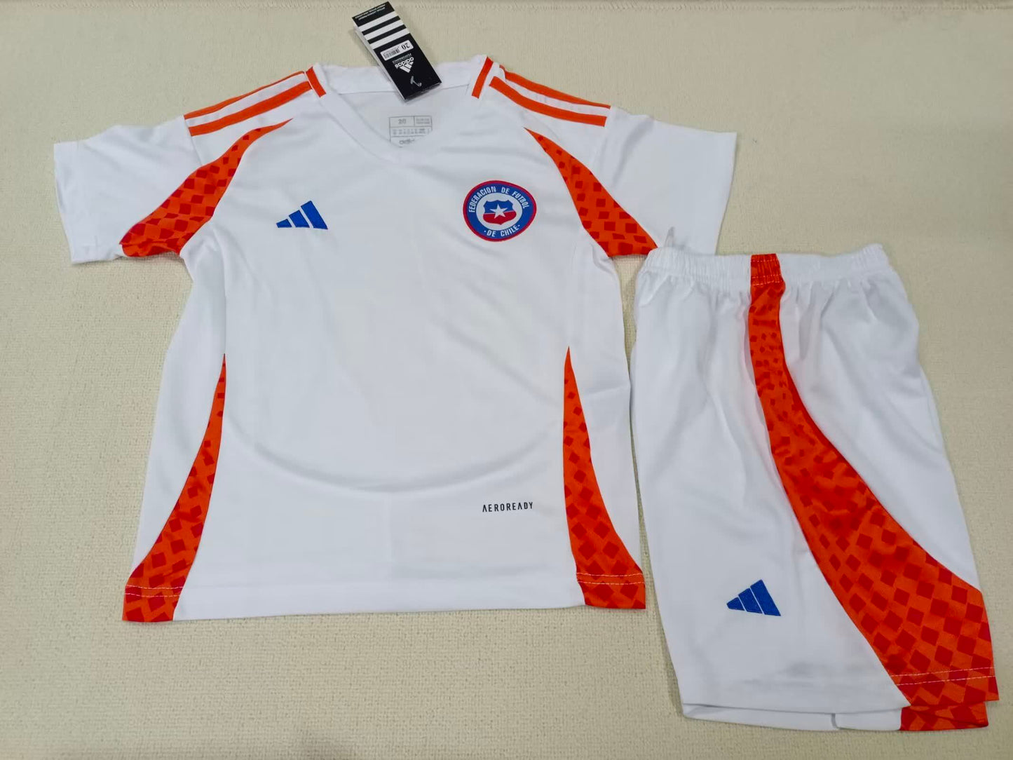 24/25 Kids Chile away Size: 16-28