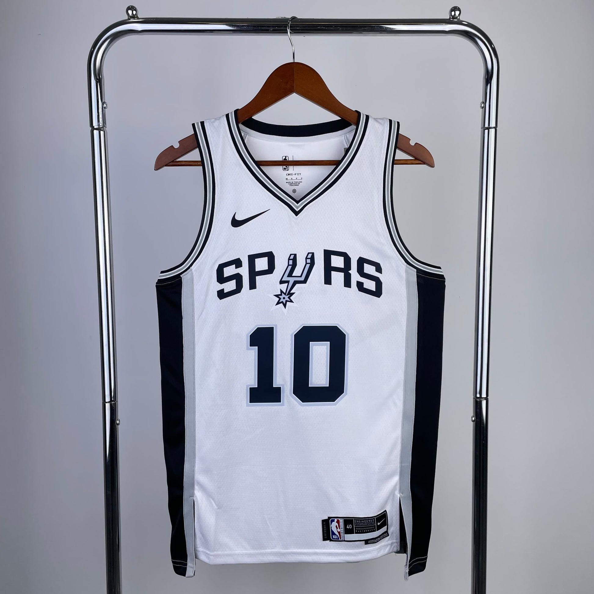23 Season Spurs White 10 # Sochan