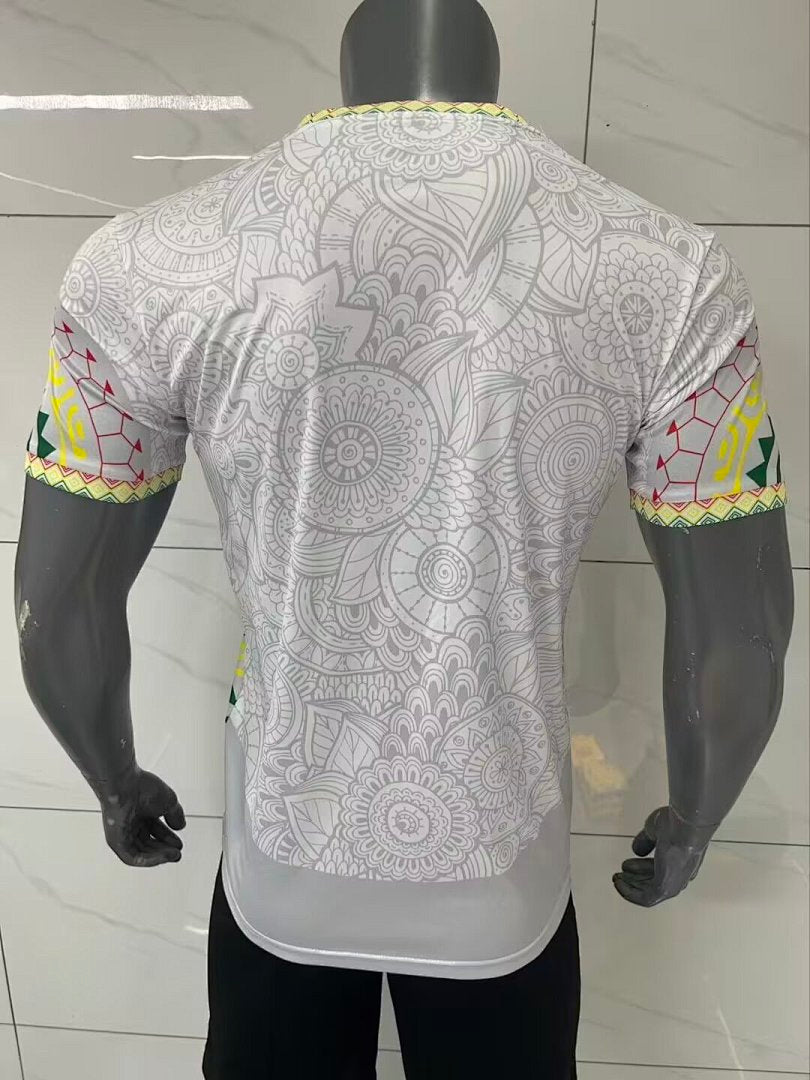 /26 Mali White Special Edition S-XXL4