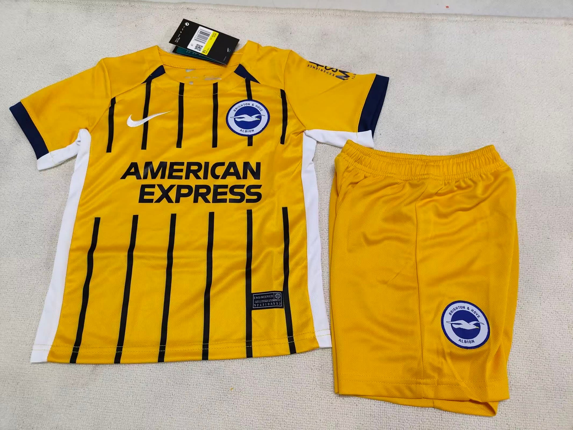 24/25 Kids Brighton away Size: 16-28