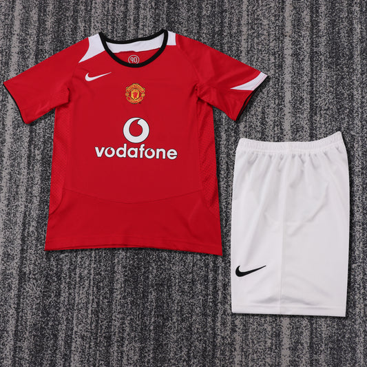 Retro Kids 2005/06 Manchester United home size: 16-28
