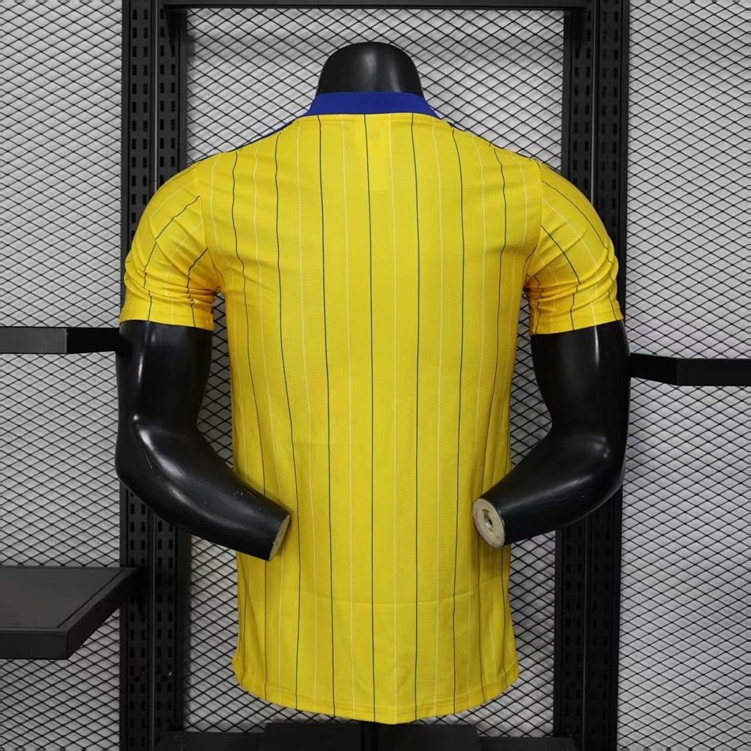 /26 Leeds United Casual Player Edition S-XXL5