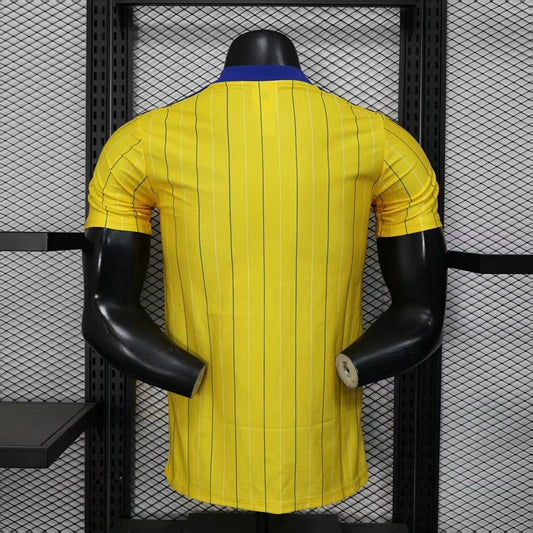 /26 Leeds United Casual Player Edition S-XXL5