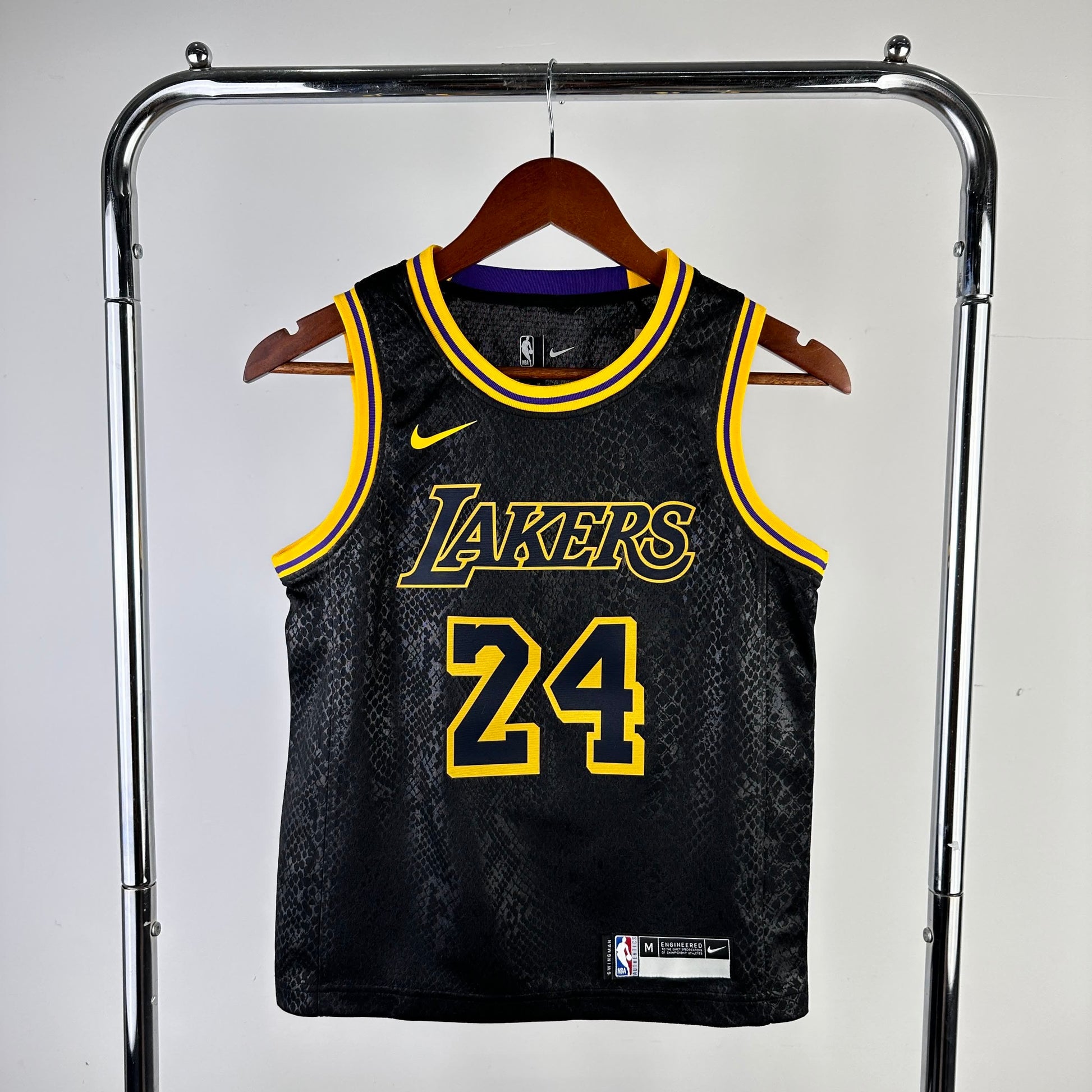 NBA Kids: Lakers Serpent 24 # BRYANT