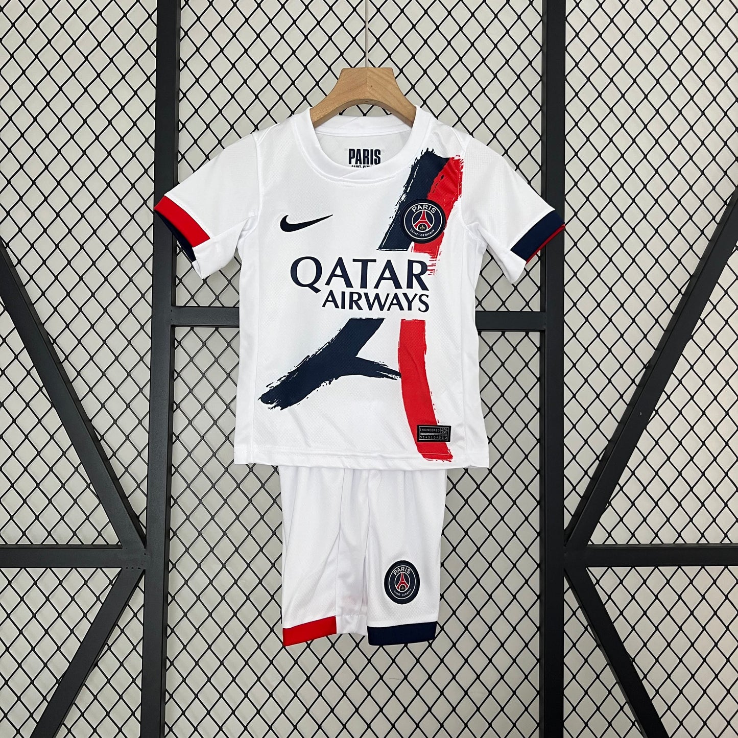 24/25 Kids PSG away Size: 16-28