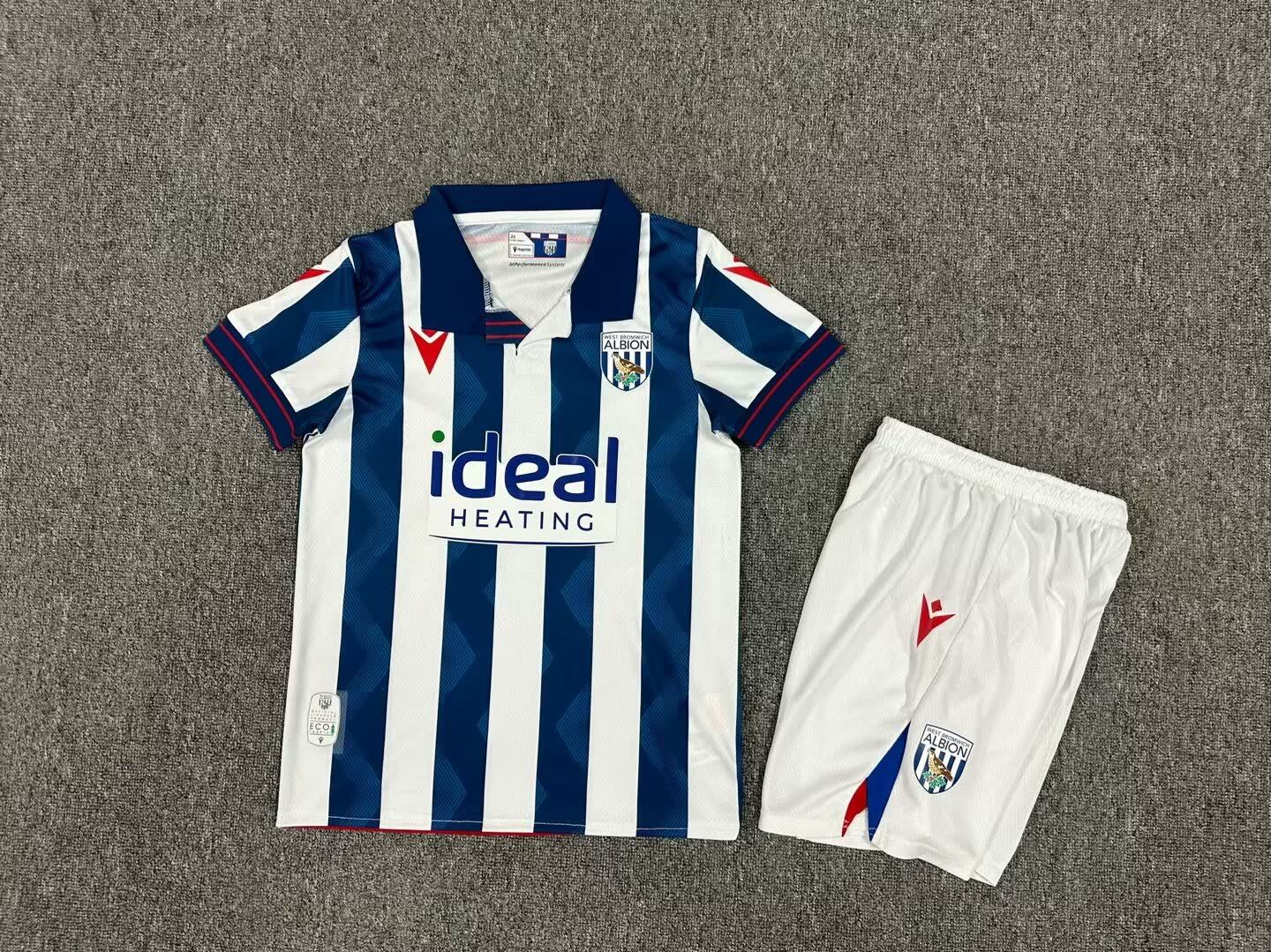24/25 Kids West Bromwich Albion Home Size: 16-28