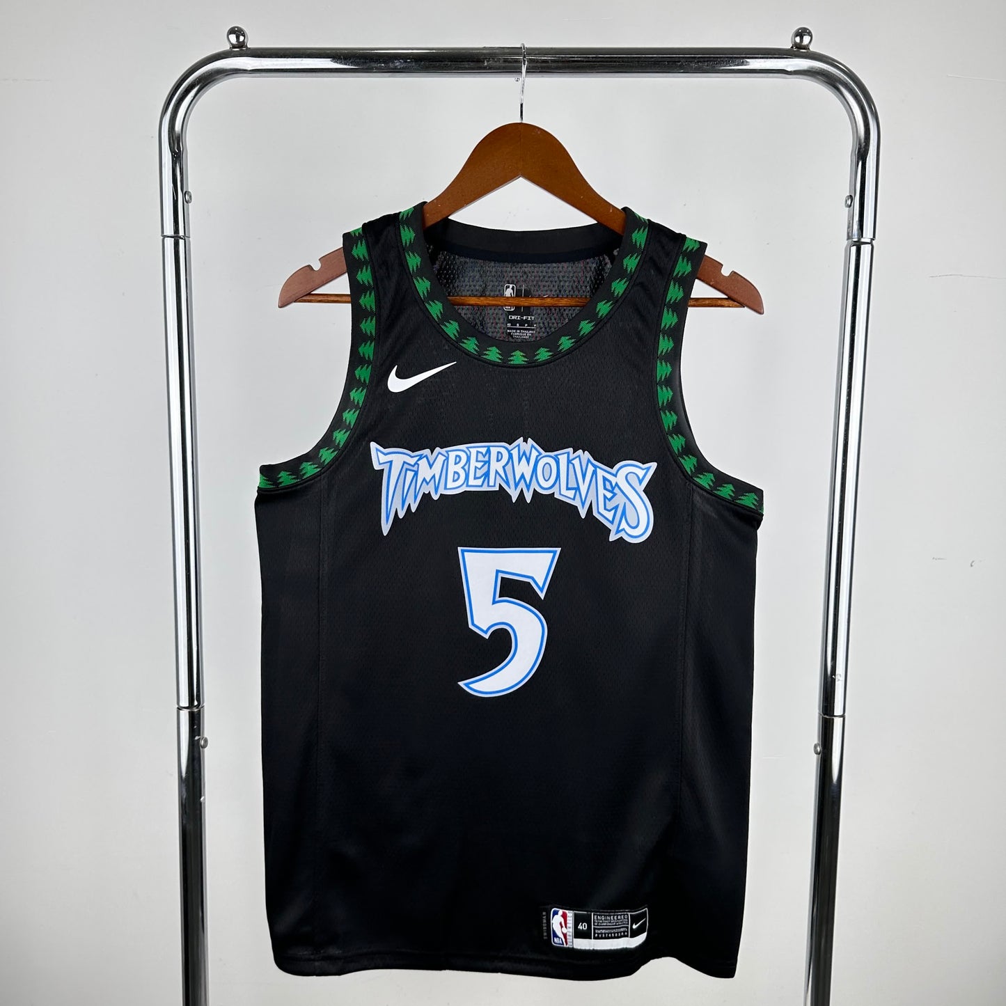 18 Season Retro Timberwolves Black No. 5 # Edwards