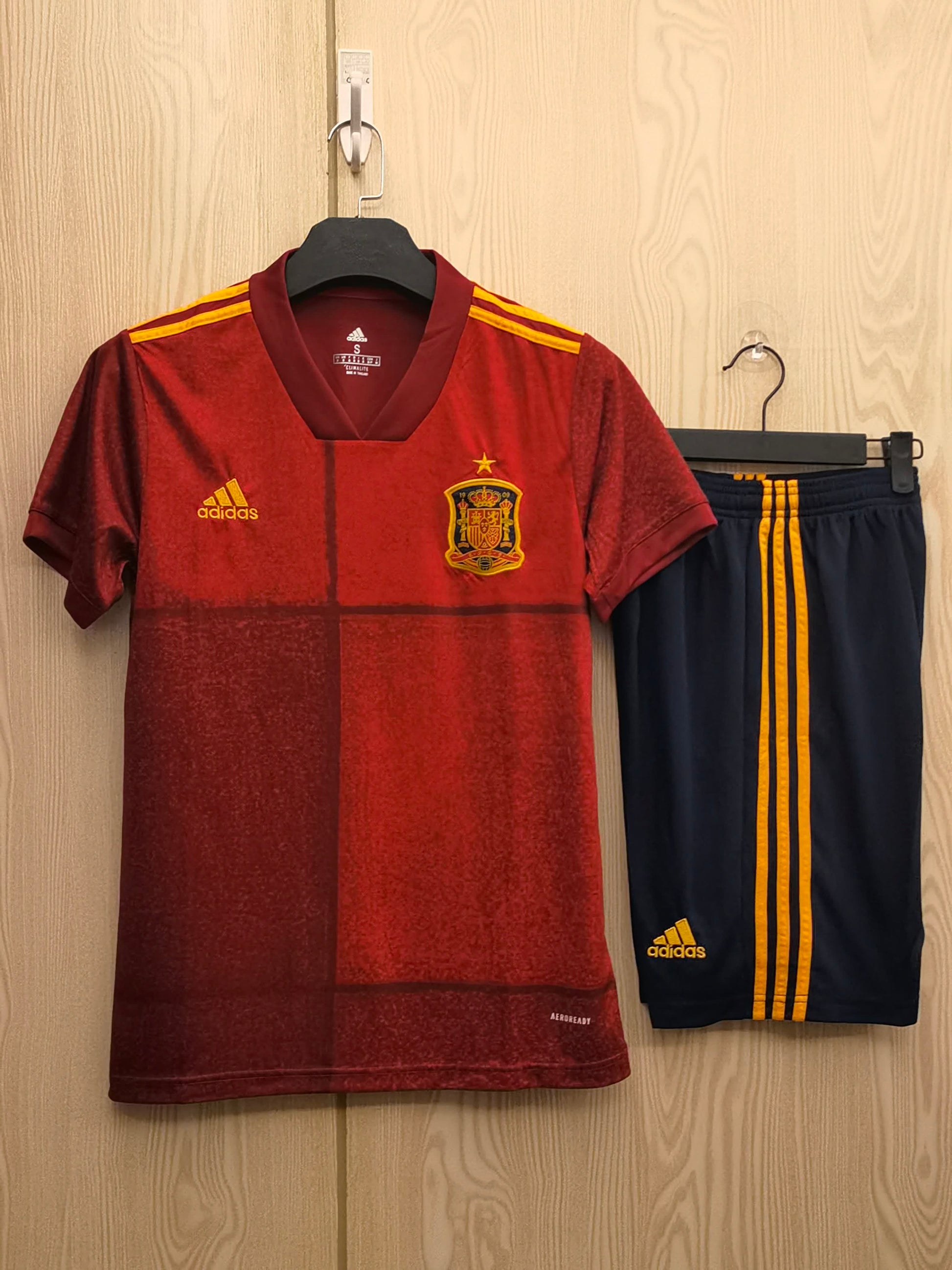 2020 Spain Home