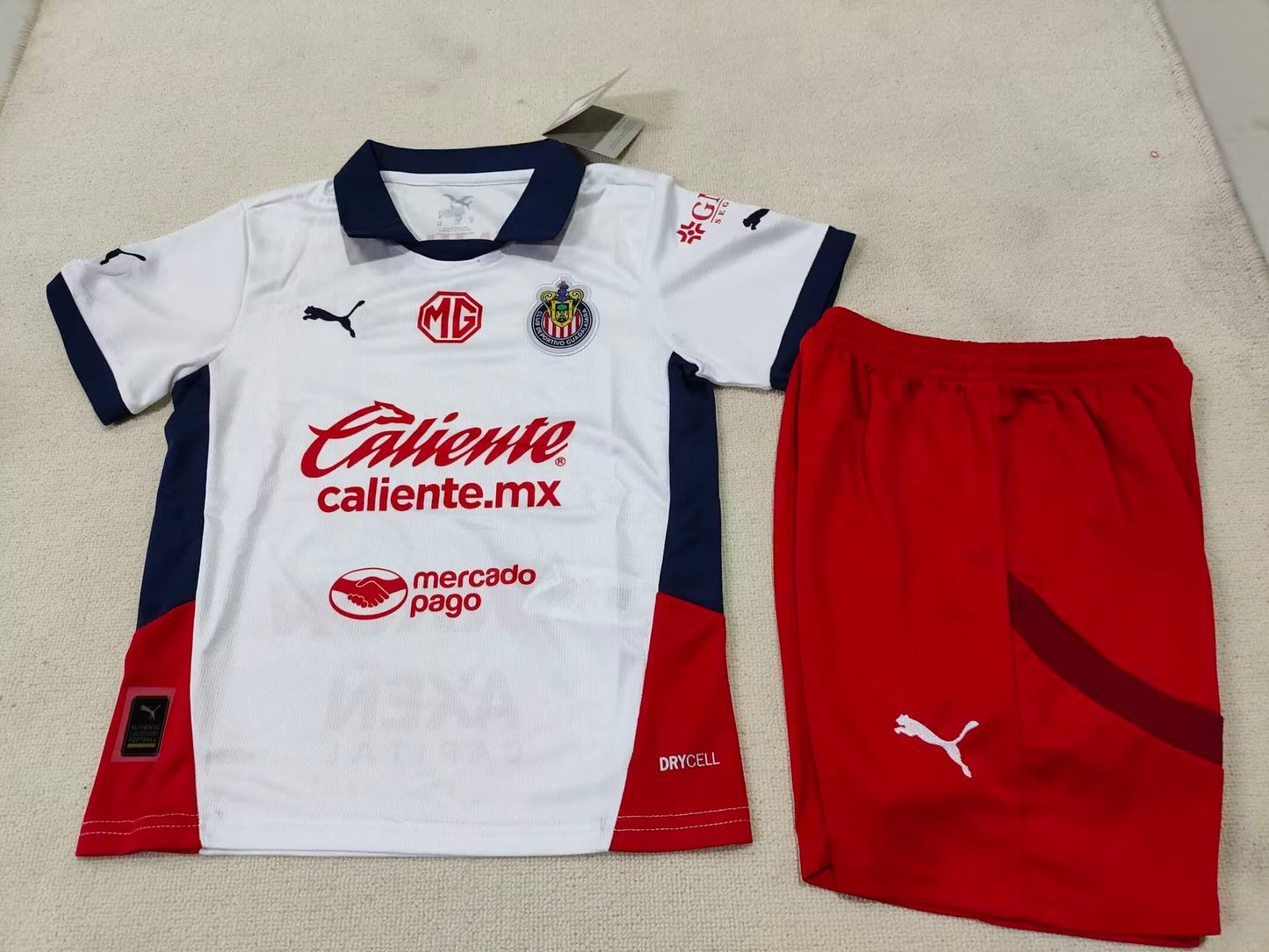 24/25 Kids Chivas Away Size: 16-28