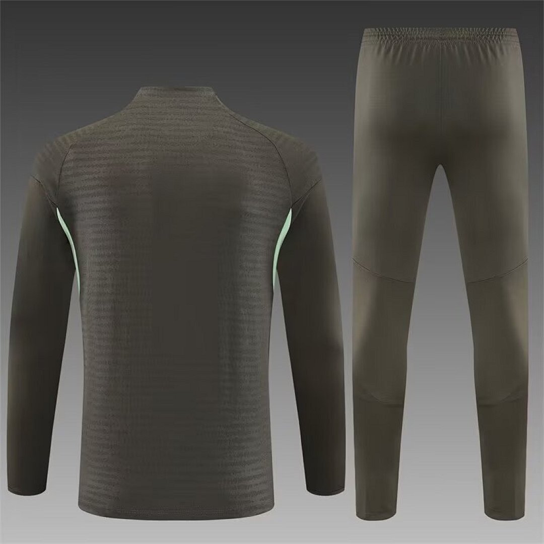 /26 Real Madrid Khaki Half Pull Training Suit S-XXL6